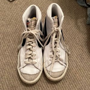 Nike blazer mid 77’